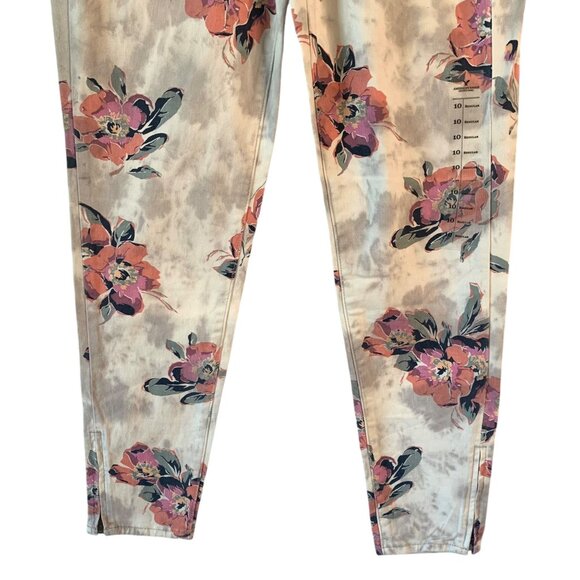Floral Print Women's Jeans - Picture 5 of 8